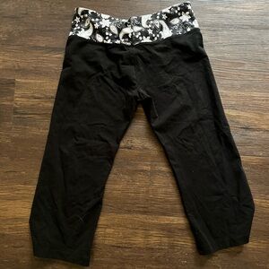 marika black yoga capris
